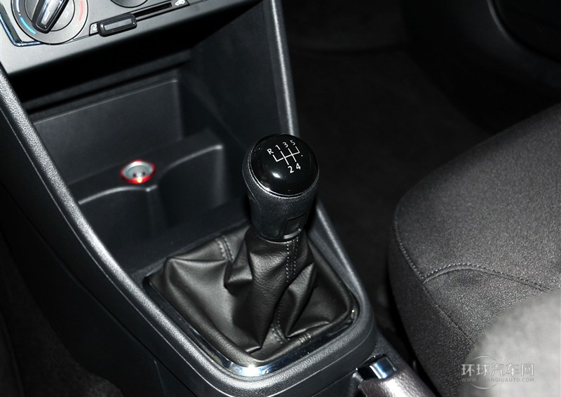 2013款 1.4L 手动舒适型