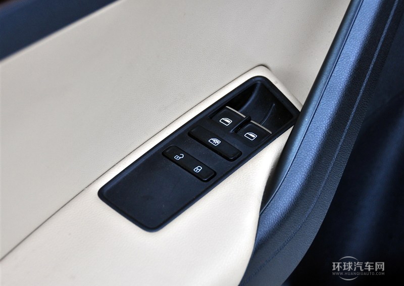 2013款 1.6L 手动豪华型