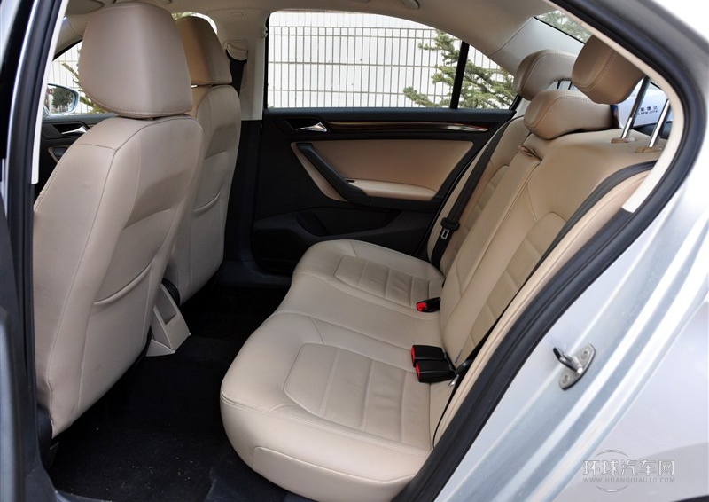 2013款 1.6L 手动豪华型