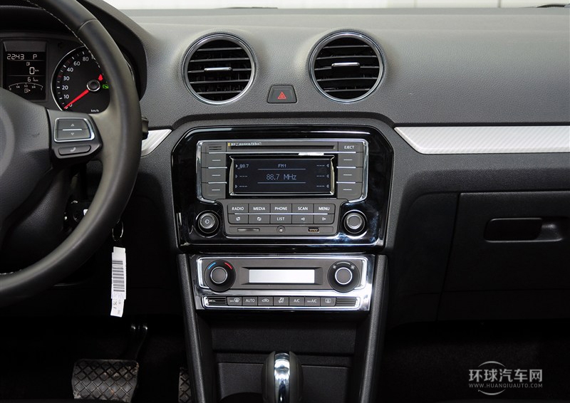 2013款 1.6L 自动豪华型