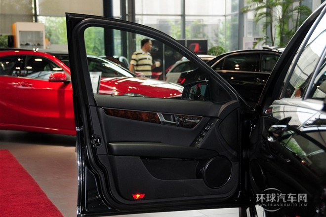 2013款C260优雅版 Grand Edition