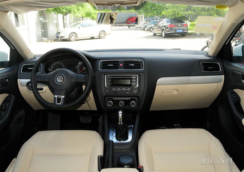 2014款 改款 1.6L 自动舒适型