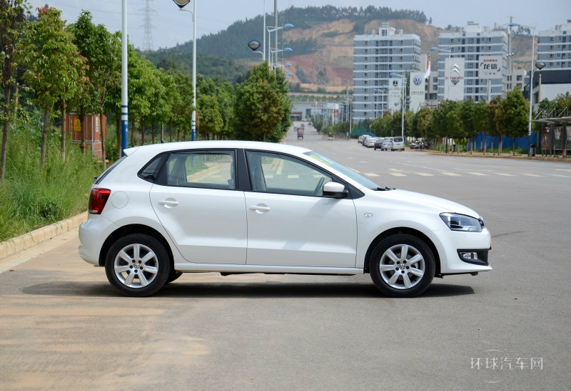 2013款 1.6L 手动舒适版