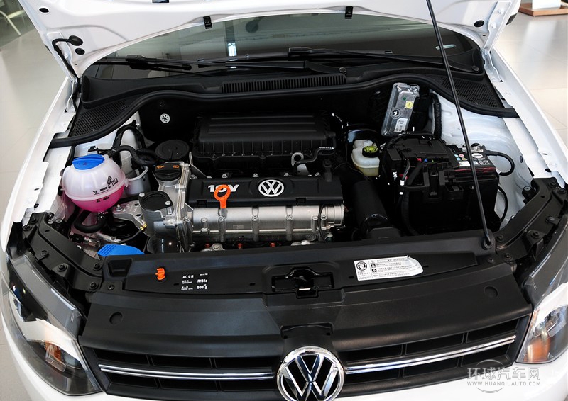 2013款 1.6L 自动豪华版