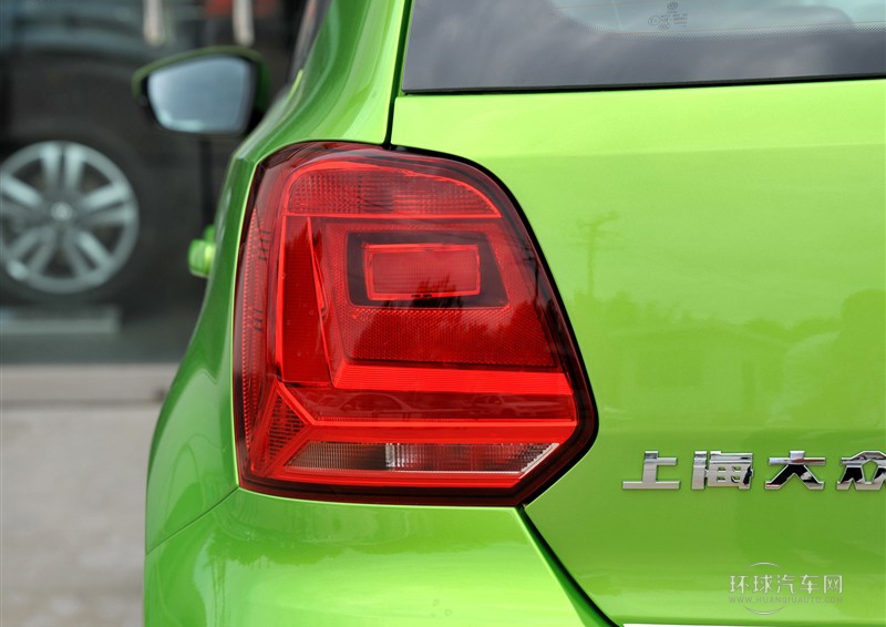 2014款 1.6L 自动豪华版