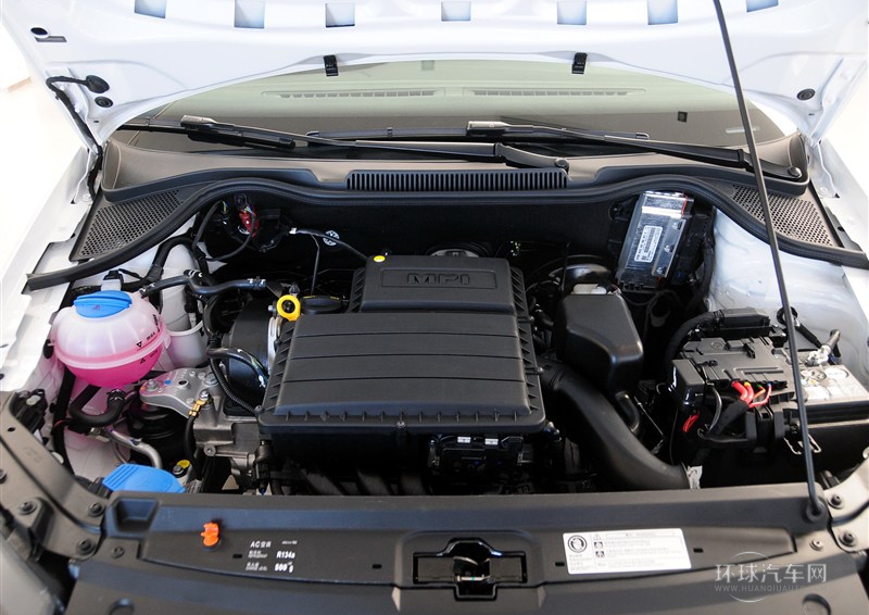 2014款 1.6L 自动舒适版
