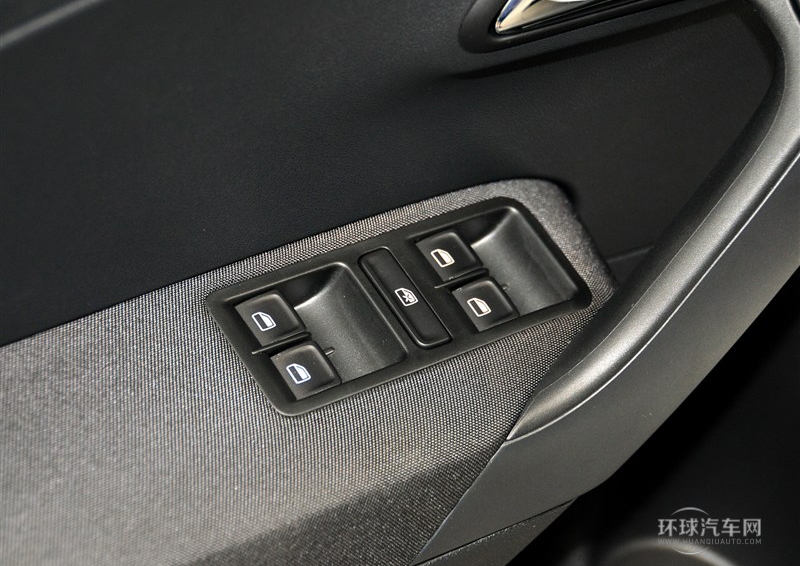 2014款 1.6L 自动舒适版