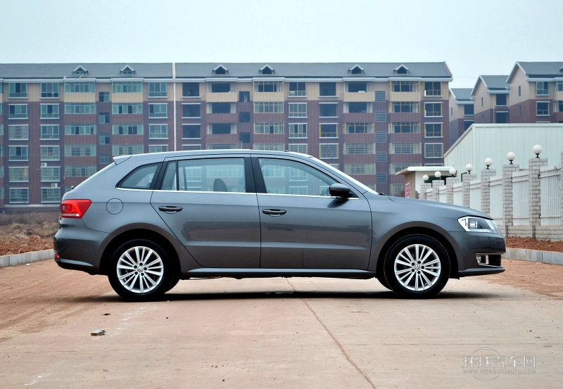 2013款 1.6L 自动舒适型