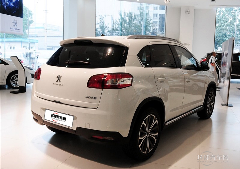 2013款 2.0L 四驱豪华型