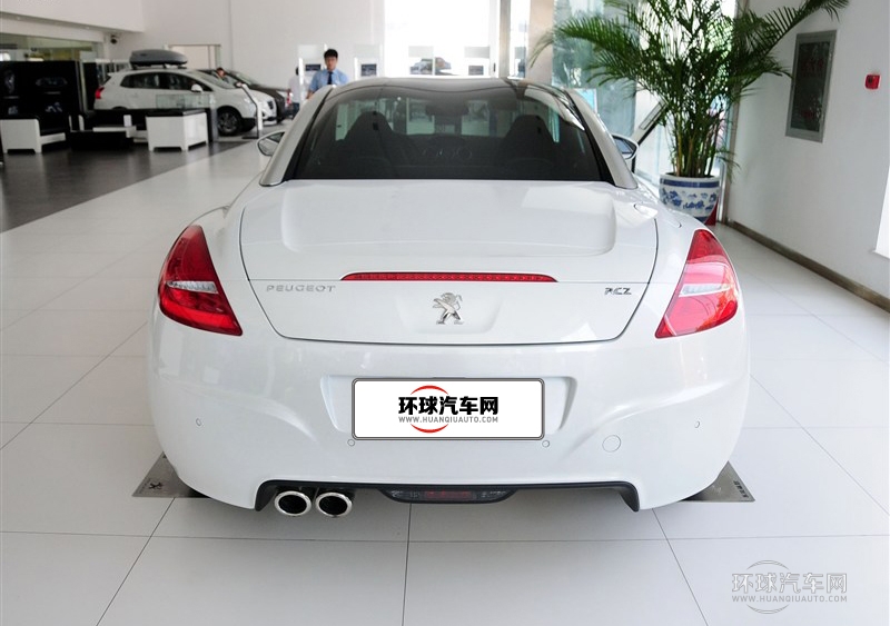 2014款 1.6T 豪华版深色风格