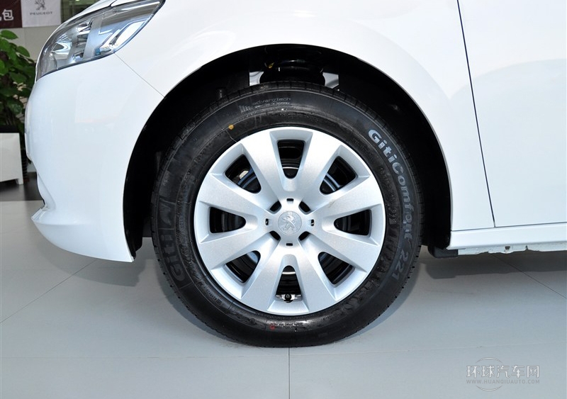 2014款 1.6L 手动舒适版