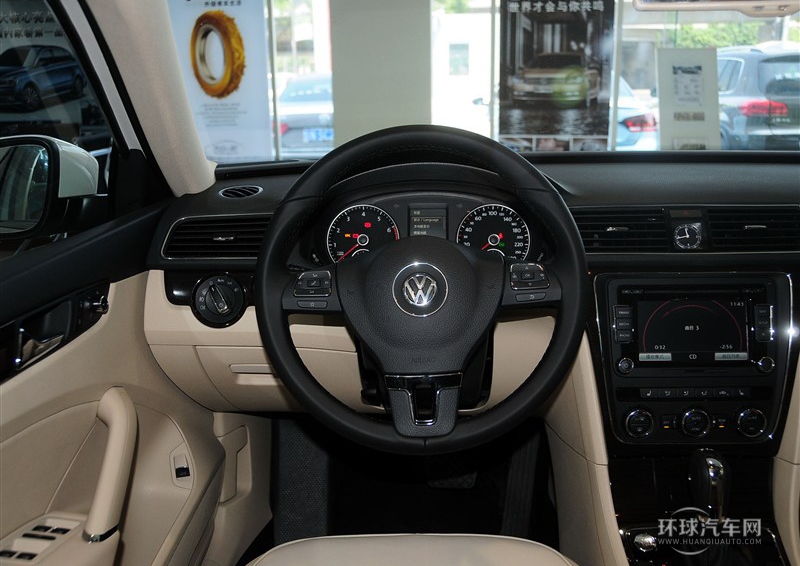 2014款 1.8TSI DSG御尊导航版