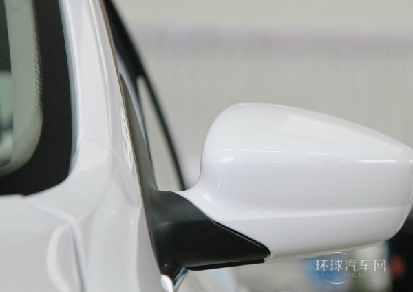 2013款 1.4L 手动舒适版
