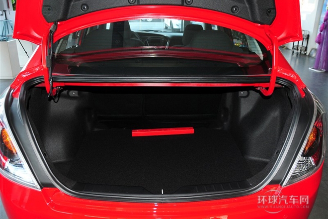 2013款1.6L自动ESP 精英版