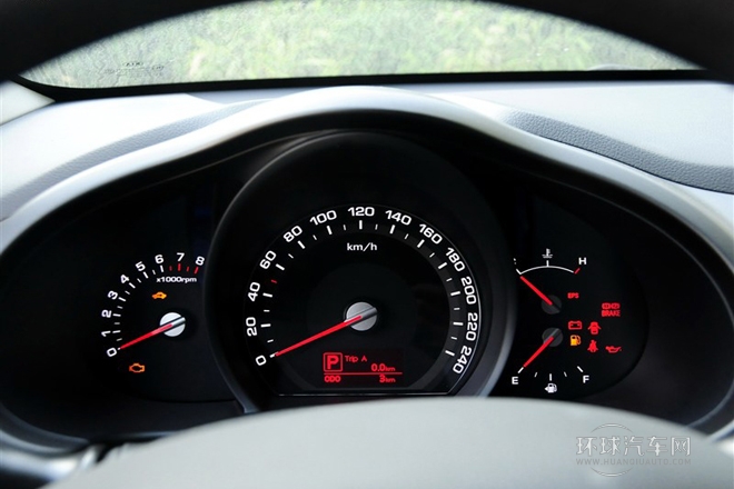 2014款 2.0L 自动两驱版GL