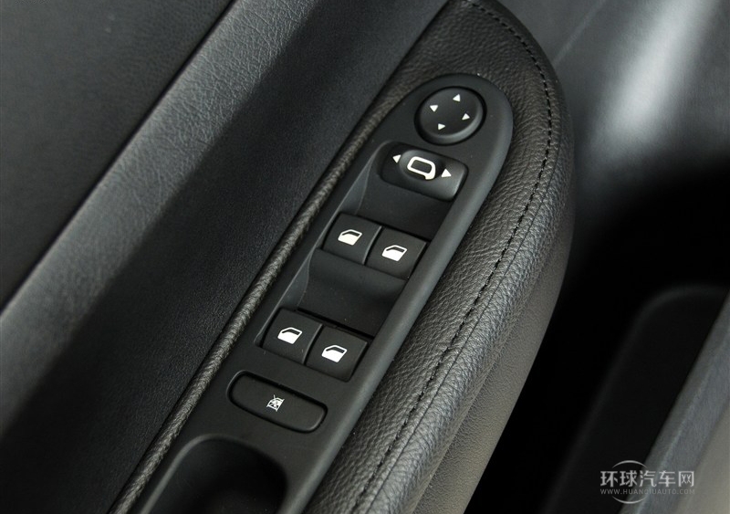 2013款 1.6L 自动CROSS