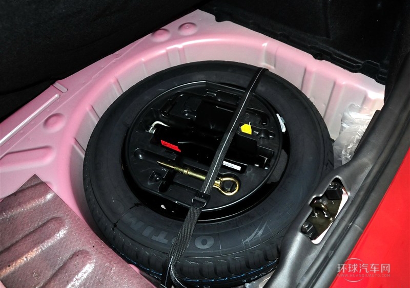 2013款 1.6L 手动CROSS
