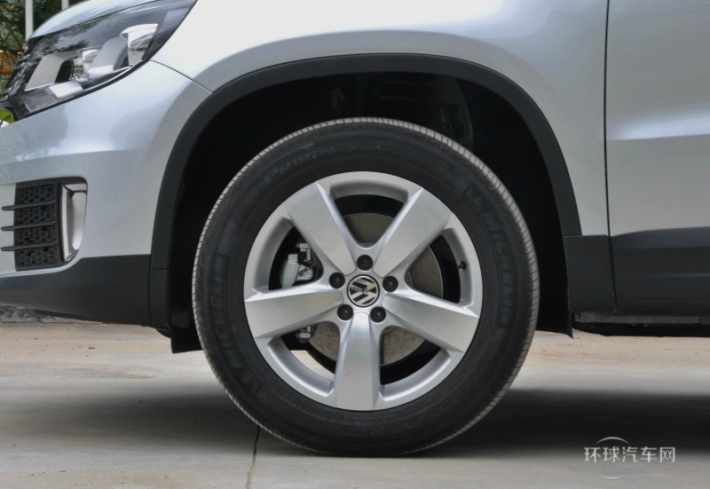 2013款 1.8TSI 自动四驱舒适版