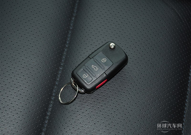 2013款 1.8TSI 自动四驱豪华型