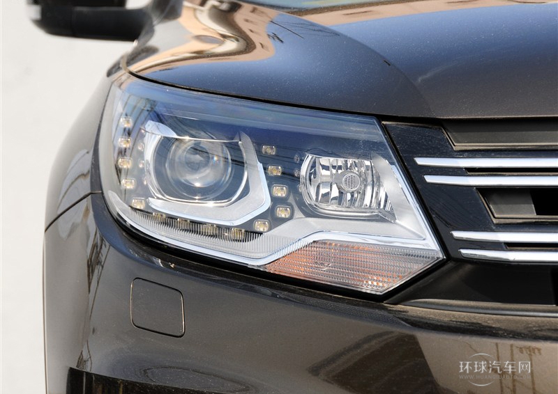 2013款 2.0TSI 自动四驱旗舰版