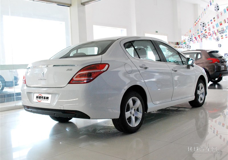 2014款 乐享版 1.6L 手动优尚型CNG