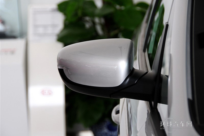 2013款 2.0L 7座自动标准版 国V