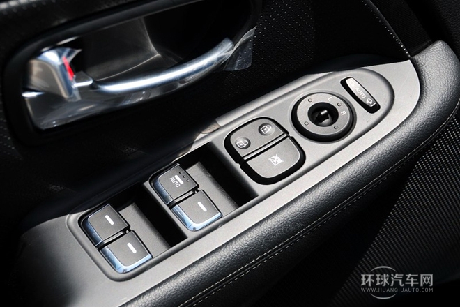 2013款 2.0L 5座自动舒适版 国V