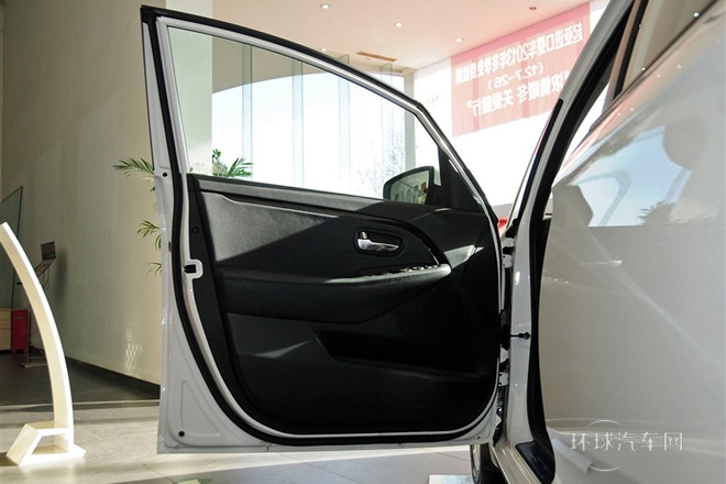 2013款 2.0L 7座自动舒适版 国IV