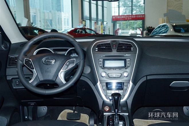 2013款 1.8T 自动四驱五周年纪念版