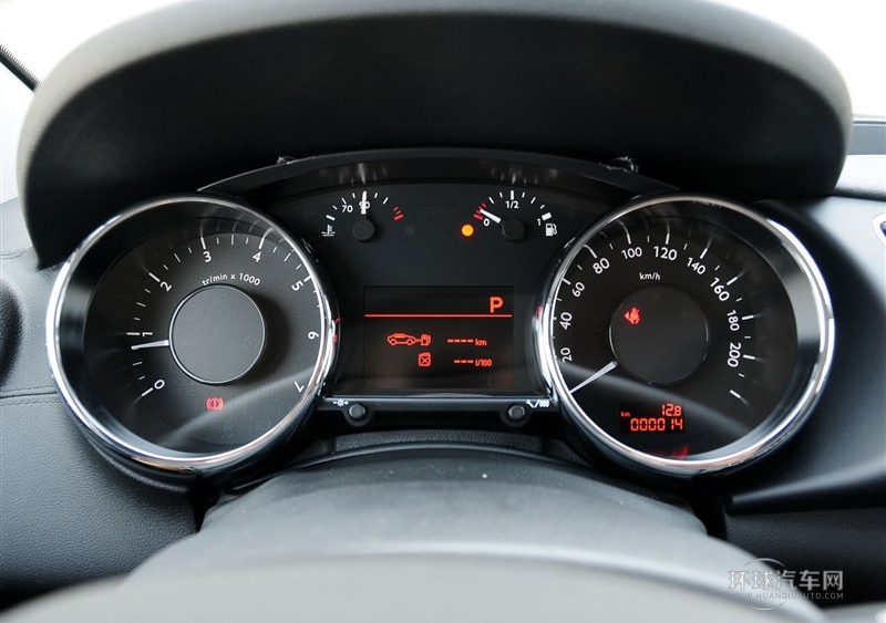 2013款 2.0L 自动经典版