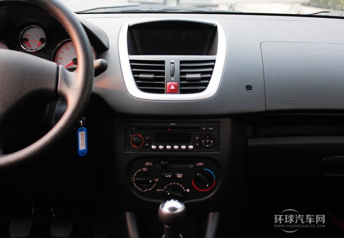2011款 两厢 1.6L 手动驭乐版