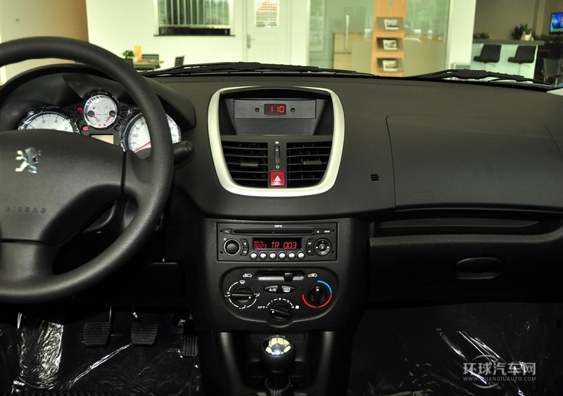 2011款 三厢 1.6L 手动驭乐版
