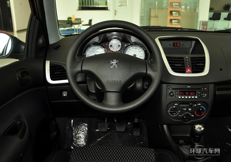 2011款 三厢 1.6L 手动驭乐版