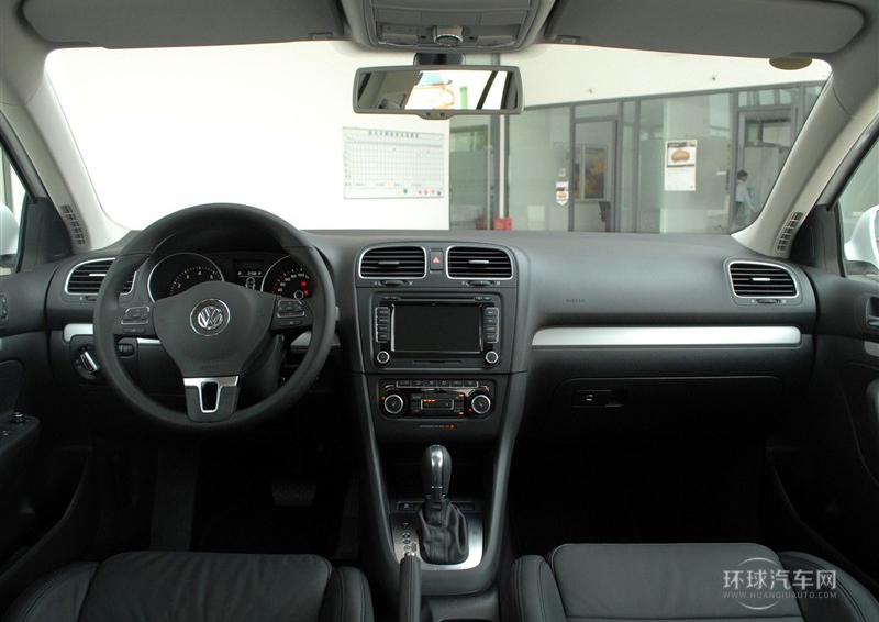 2011款 1.4TSI 豪华旅行版