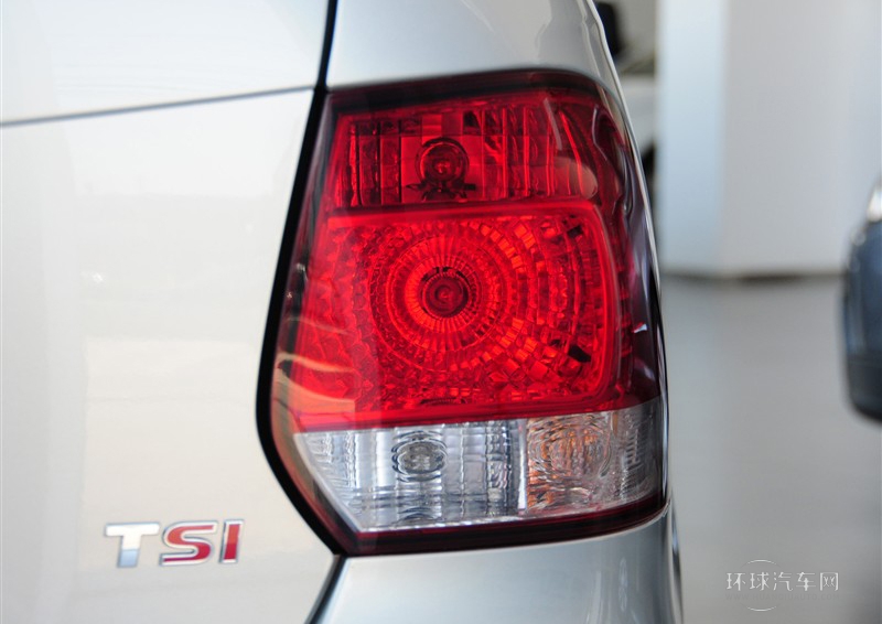 2011款 1.4TSI 舒适旅行版