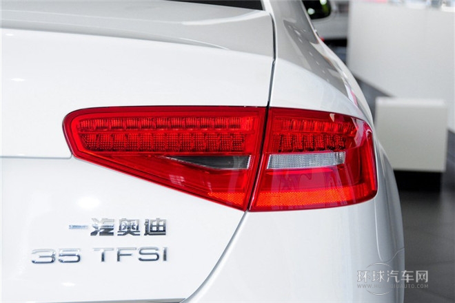 2015款 35 TFSI 自动标准型