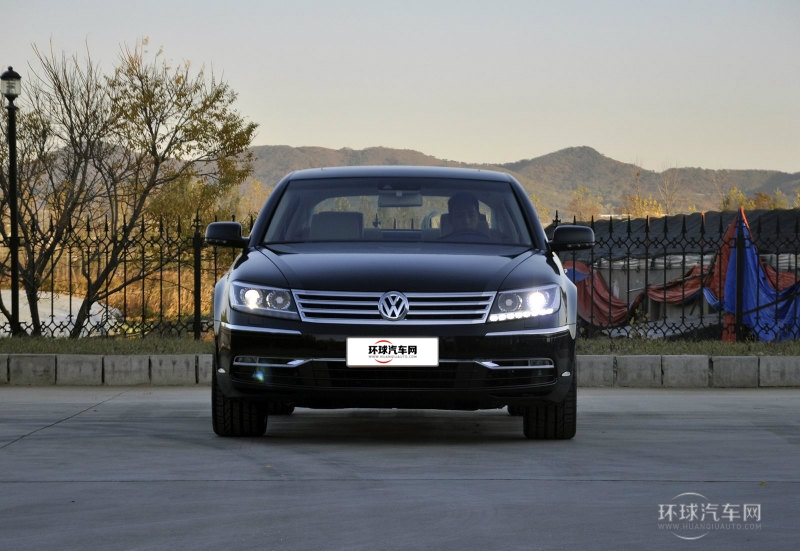 2013款 4.2L 柏秋纳弗洛版