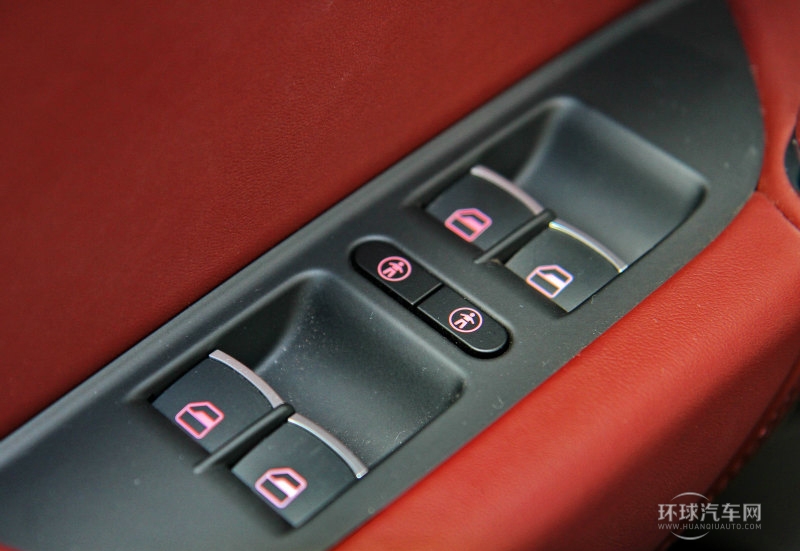 2013款 3.0TSI V6 限量奢华版