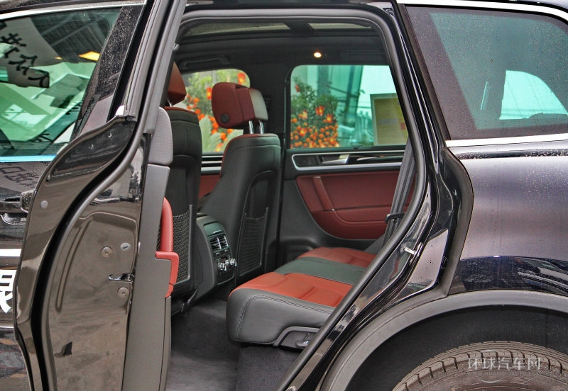 2013款 3.0TSI V6 限量奢华版