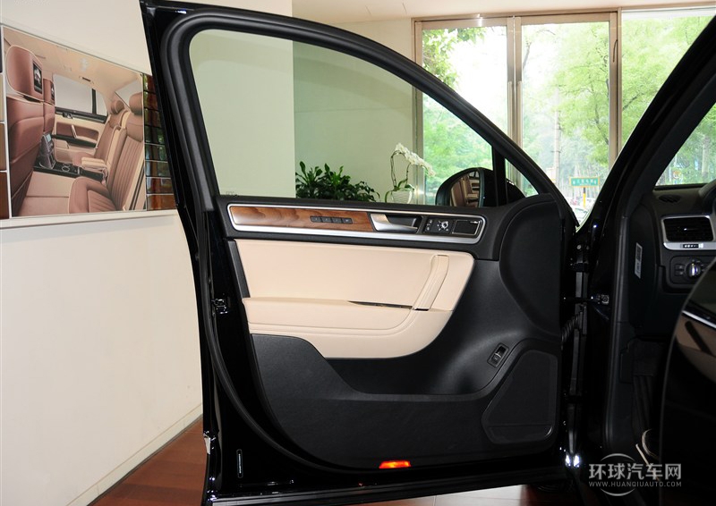 2014款 4.2L V8