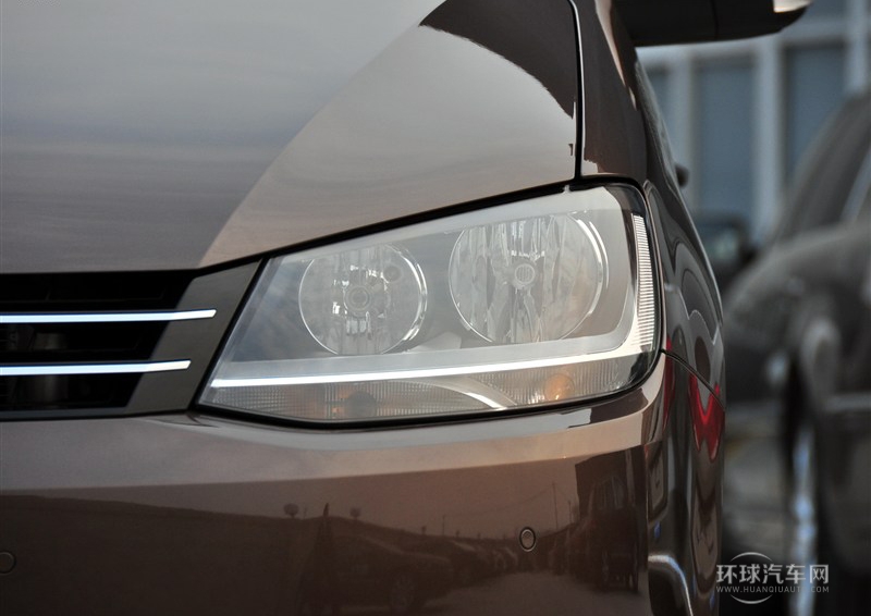 2013款 1.8TSI 标配型 欧IV