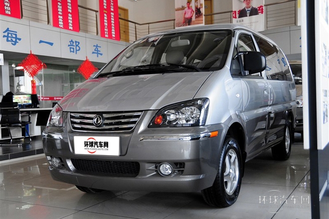 2014款 M3 1.6L 7座豪华型