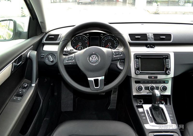 2012款 旅行版 2.0TSI 四驱舒适型