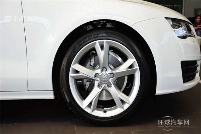 2014款 30 FSI 进取型