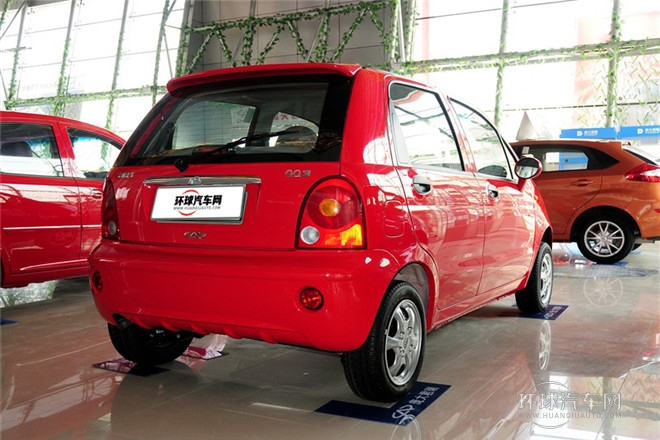 2012款 时尚版 1.0L 手动冠军型