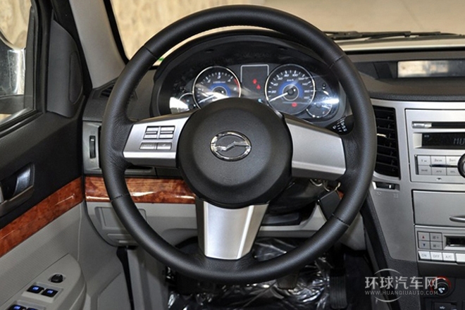 2013款 2.5T柴油四驱豪华型共轨