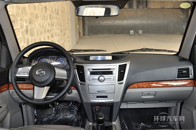2013款 2.5T柴油四驱豪华型共轨