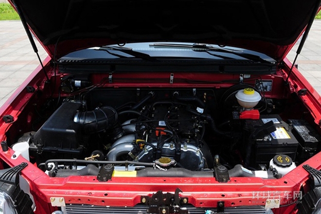2014款 2.2L汽油四驱豪华型中双4GZ1