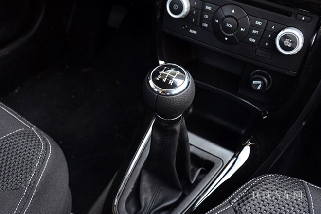 2014款 1.5L 手动酷悦型