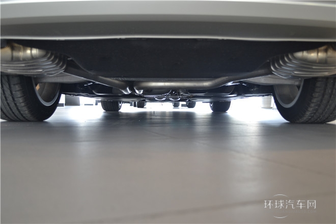 2013款 A8L 45 TFSI quattro豪华型